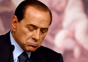 Сильвио Берлускони вновь госпитализировали