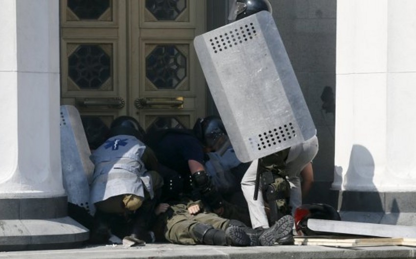 ​Французского журналиста ранили в ходе беспорядков в Киеве