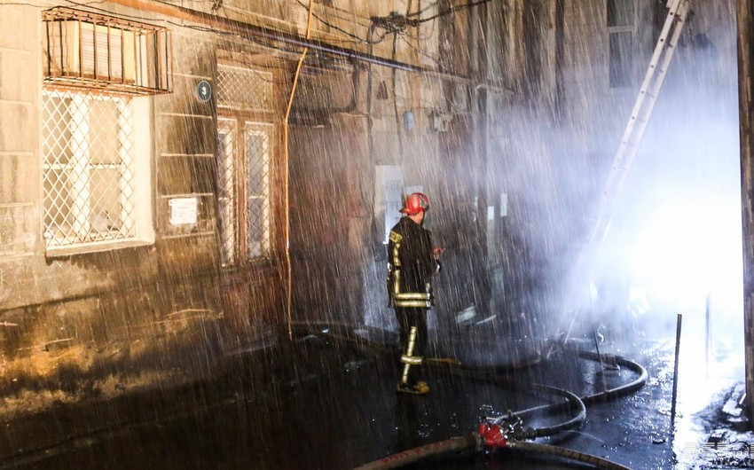 Начальник штаба МЧС: Состояние двух спасенных во время пожара людей остается тяжелым