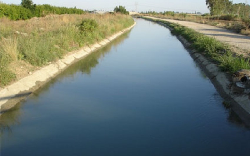 ​Sabirabadda əlil uşaq su kanalına yıxılaraq boğulub