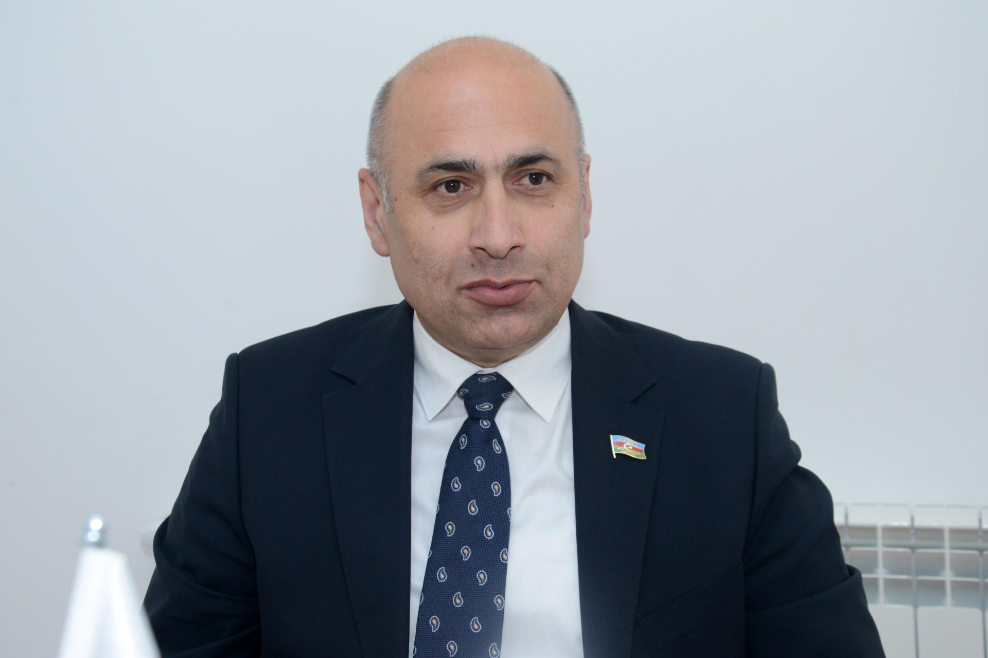 Azər Badamov 