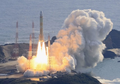Япония отложила запуск разведывательного спутника