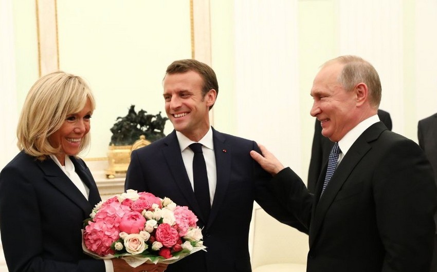 Путин встретился в Кремле с Макроном