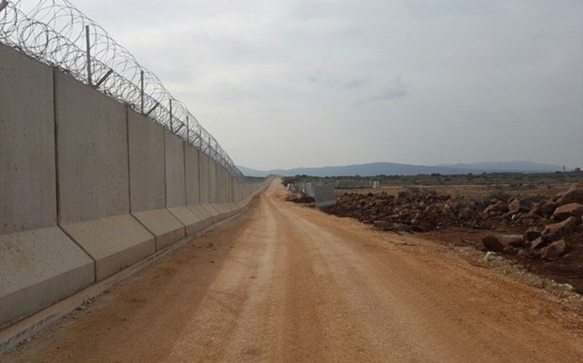 Türkiyə-Suriya sərhədində beton divarın 556 km tikilib