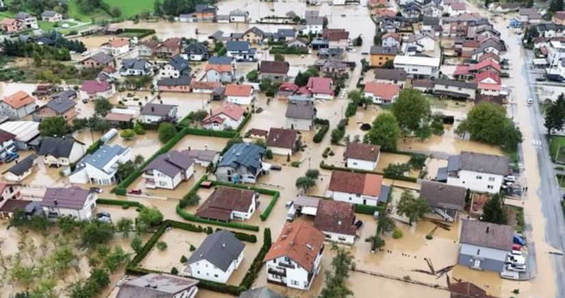 At least 14 dead in worst Bosnian floods in years