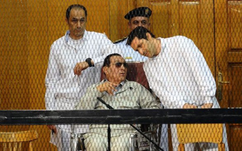​Хосни Мубарак останется в тюрьме