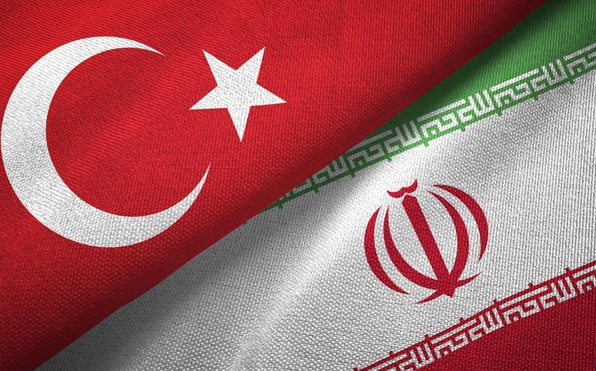 Iranian and Turkish ambassadors in Baghdad discuss regional issues