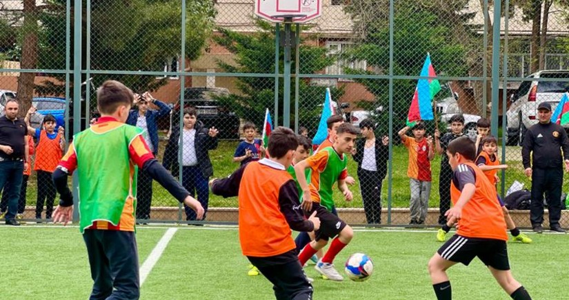 Paytaxtın abad məhəllələrində minifutbol yarışlarına start verilib