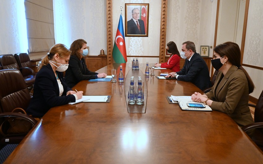 Jeyhun Bayramov meets with Head of ICRC Delegation in Azerbaijan