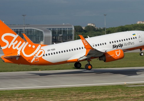 Авиакомпания SkyUp отменила рейсы в Баку