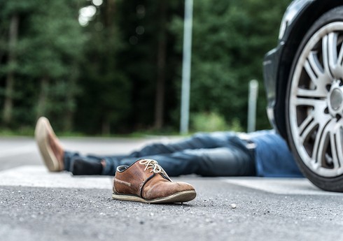 ДТП в Баку: автомобиль сбил подростка