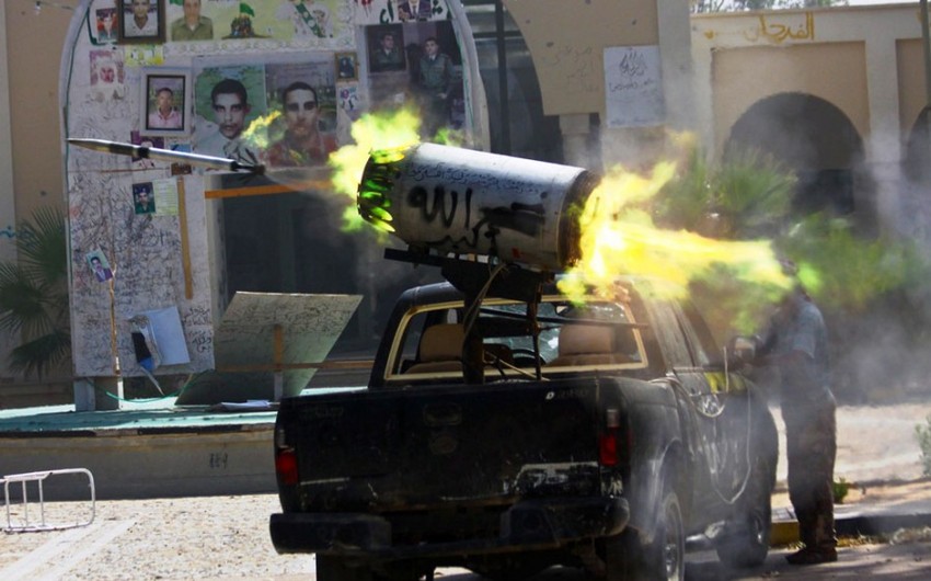 СМИ: ливийская армия ведет бои с исламистами на подступах к столице