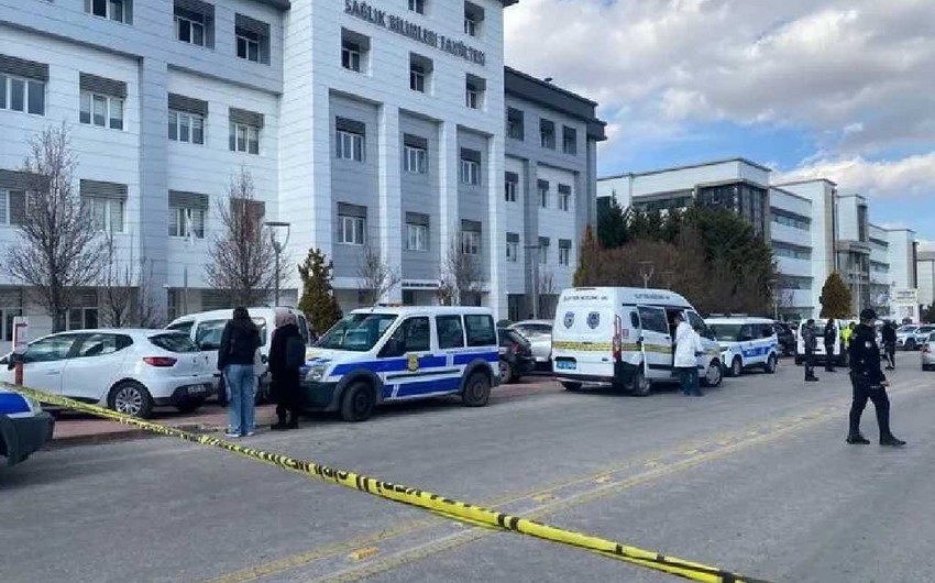 В результате вооруженного нападения в университете в Турции погибли двое
