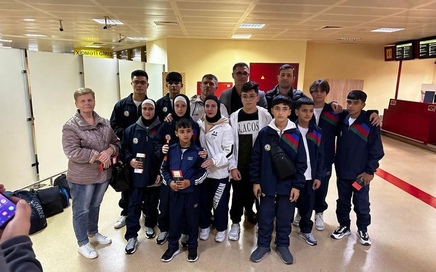 Azerbaijani karate fighters leave for Russia to participate in tournament