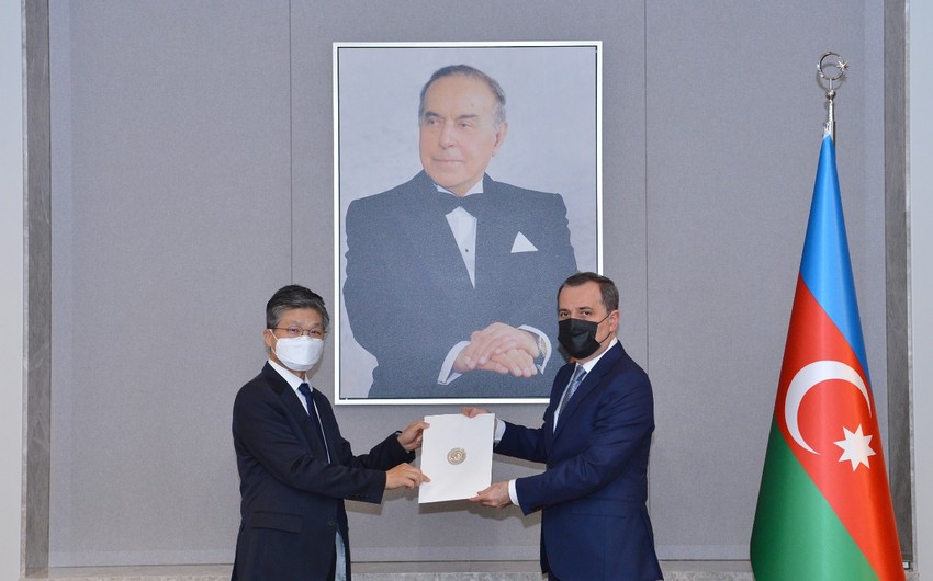 Azerbaijani FM discusses situation in region with new Korean ambassador