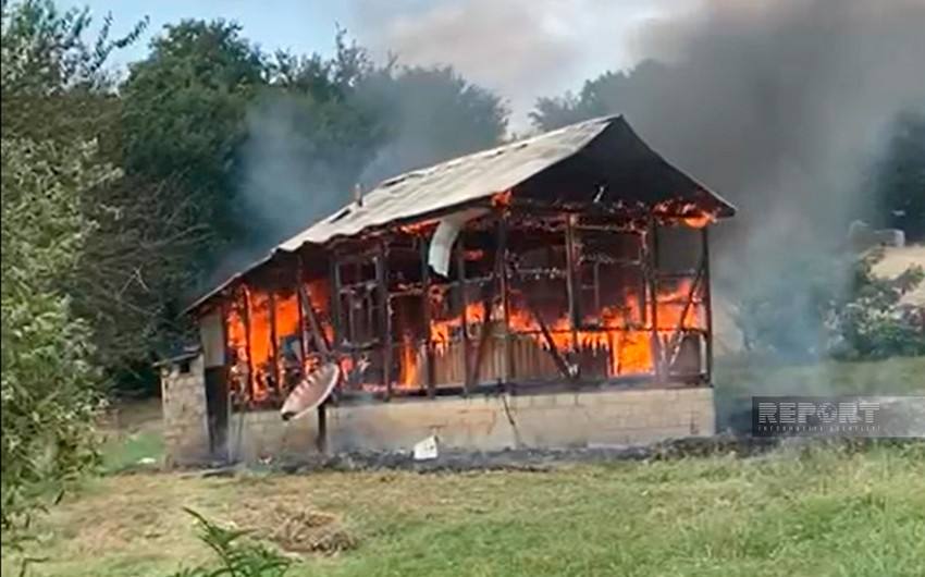 В Джалилабаде дотла сгорел жилой дом