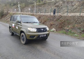 Vehicles of Russian peacekeepers pass freely along Khankandi-Lachin road  