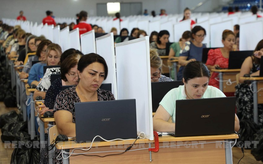 Müəllimlərin sertifikatlaşdırılması imtahanında sualın biri səhv çıxıb, namizədlərə əlavə bal yazılıb