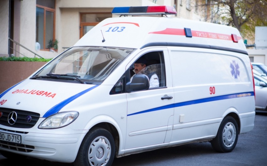 В Баку в ДТП ранен сотрудник посольства