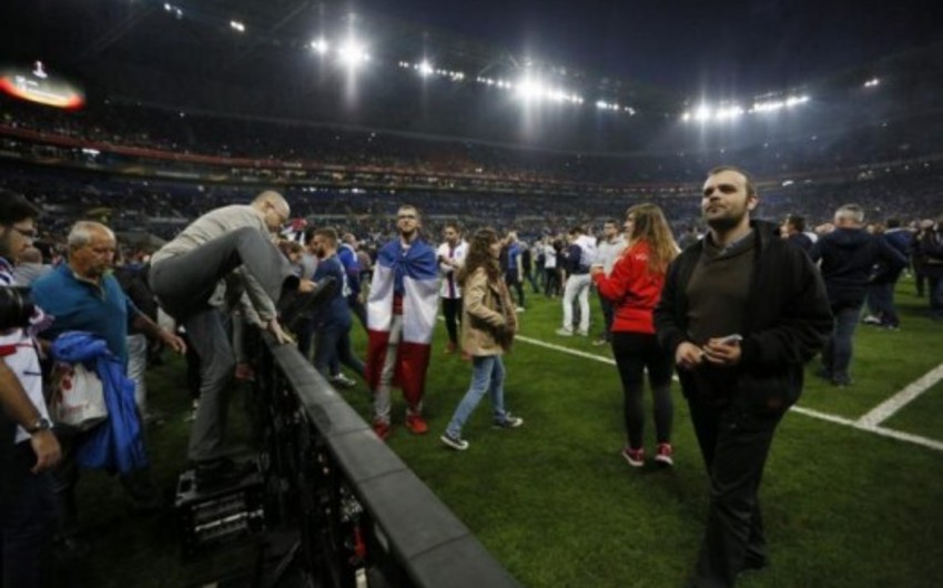 Из-за беспорядков во Франции болельщик Бешикташа лишен свободы на 2 месяца