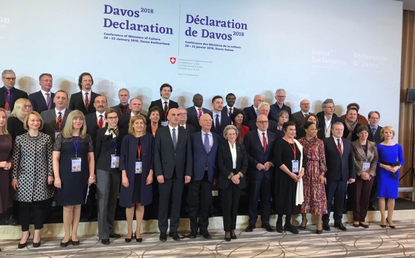 Əbülfəs Qarayev Davosda mədəniyyət nazirlərinin konfransında iştirak edir