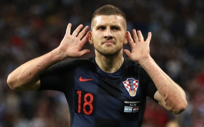 Xorvatiya millisinin futbolçusu bütün kəndlilərinin kredit borcunu bağlayıb