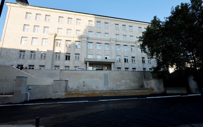 В Баку избившая первоклассника педагог уволена с работы