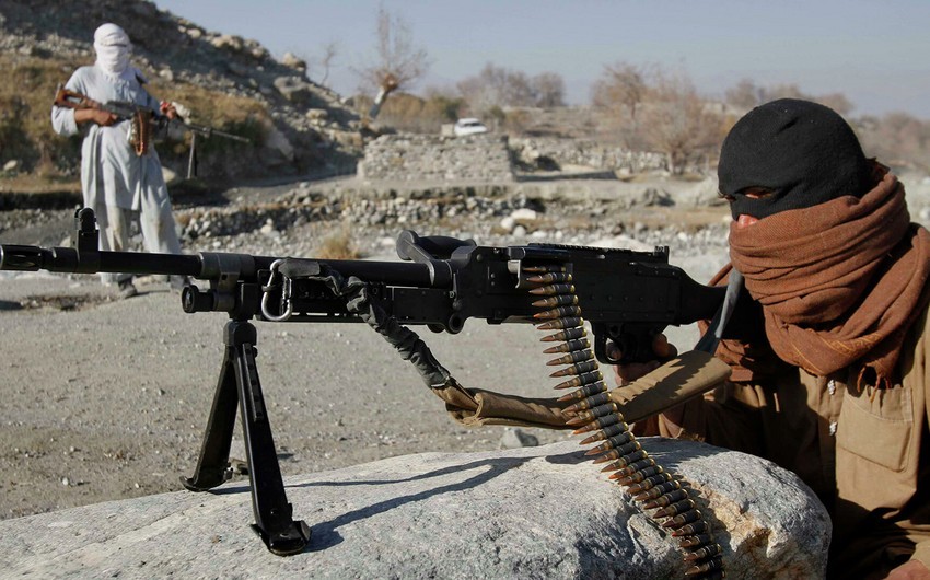 Əfqanıstanda “Taliban” hərbçilərə hücum etdi, ölən və yaralananlar var