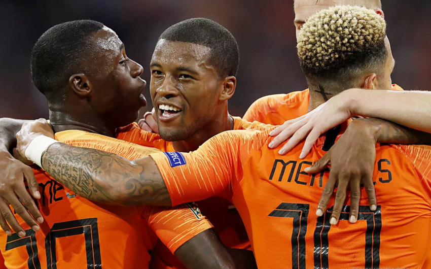 Niderland millisinin futbolçusu DÇ-2022-ni buraxacaq