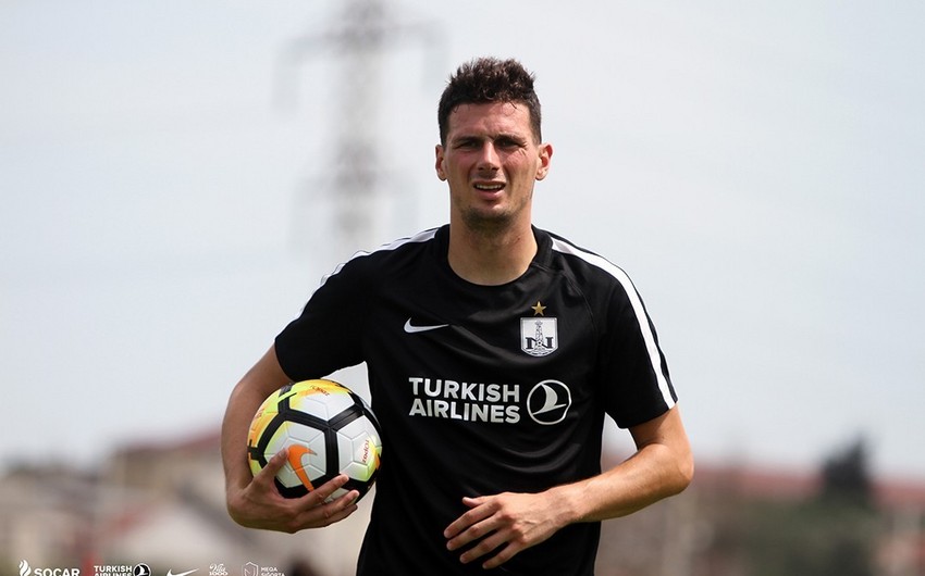 “Neftçi”dən ayrılan futbolçu Yunanıstan klubuna keçib