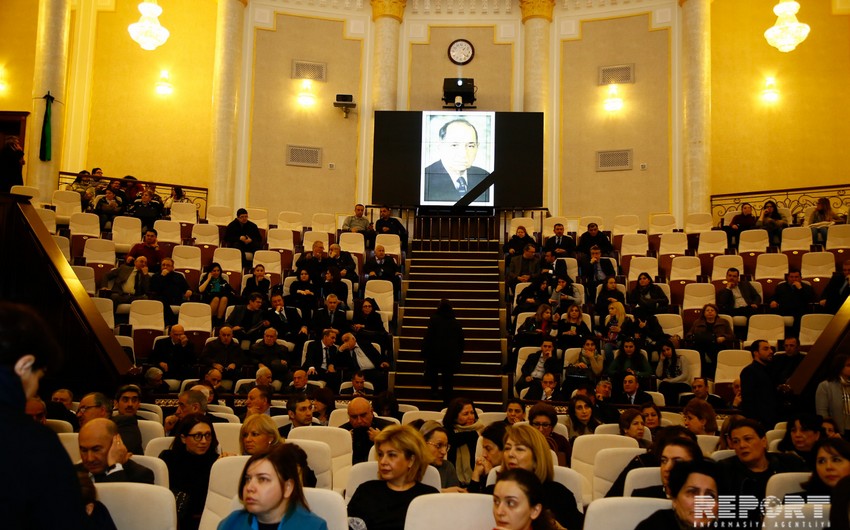 Baku bids farewell to famous academician