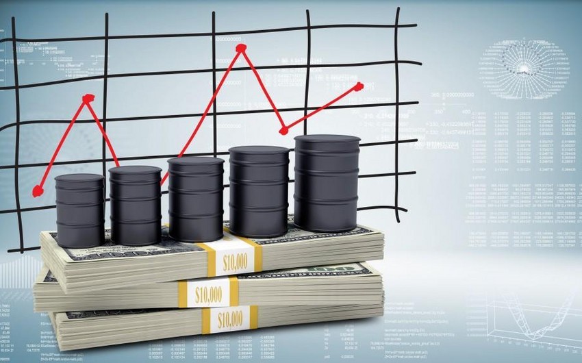 Цена на азербайджанскую нефть упала ниже 80 долларов