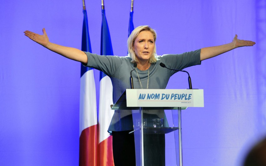 Fransalı jurnalistlər Marin Le Penin bu axşam keçiriləcək bayram mərasimini boykot edib