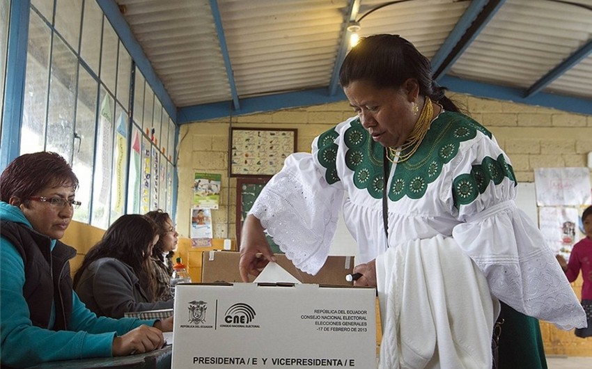 В Эквадоре начался второй тур президентских выборов
