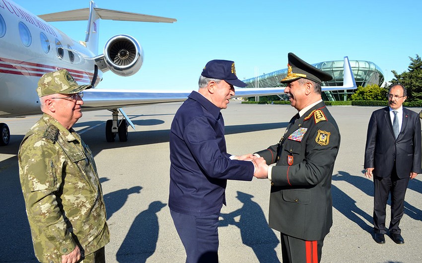 Turkish National Defense Minister arrives in Azerbaijan