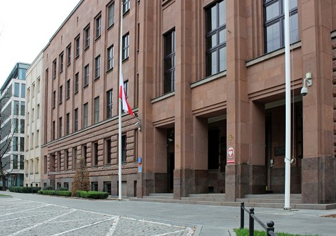Польша объявила трех российских дипломатов персонами нон грата - ОБНОВЛЕНО
