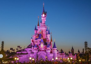 Парижский Disneyland возобновит работу 17 июня