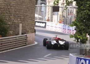 Formula 2 Sprint Race starts in Baku