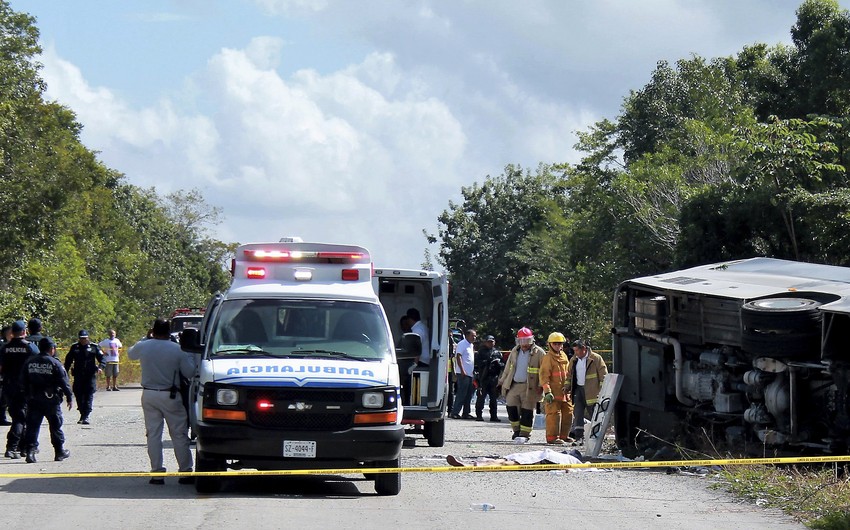 В Мексике разбился автобус с паломниками