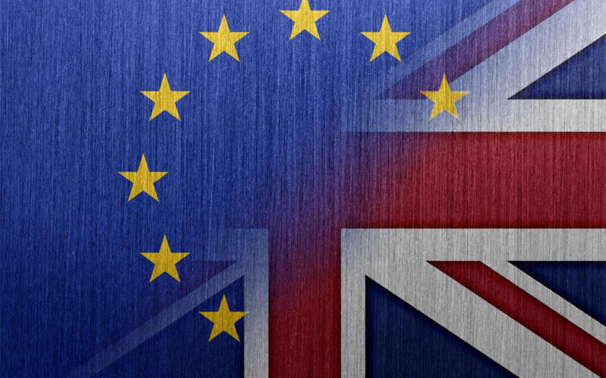 ЕК опубликовала соглашение с Великобританией по Brexit на 1 246 страниц