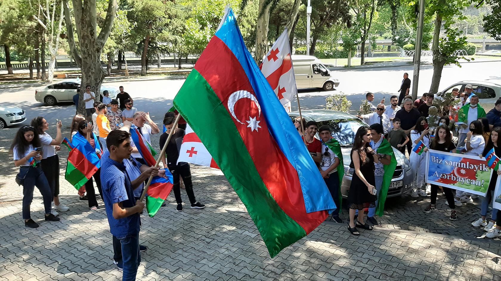 Tbilisidə Azərbaycan Ordusuna dəstək aksiyası keçirilib