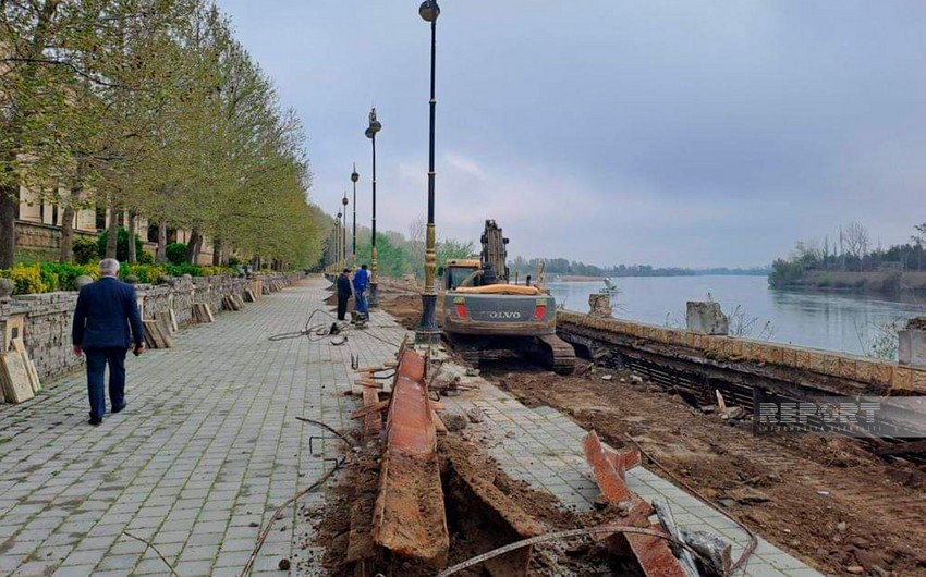 Yevlaxda ciddi problemlər yaranmış Sahil-Bulvar parkında əsaslı təmir işlərinə başlanılıb