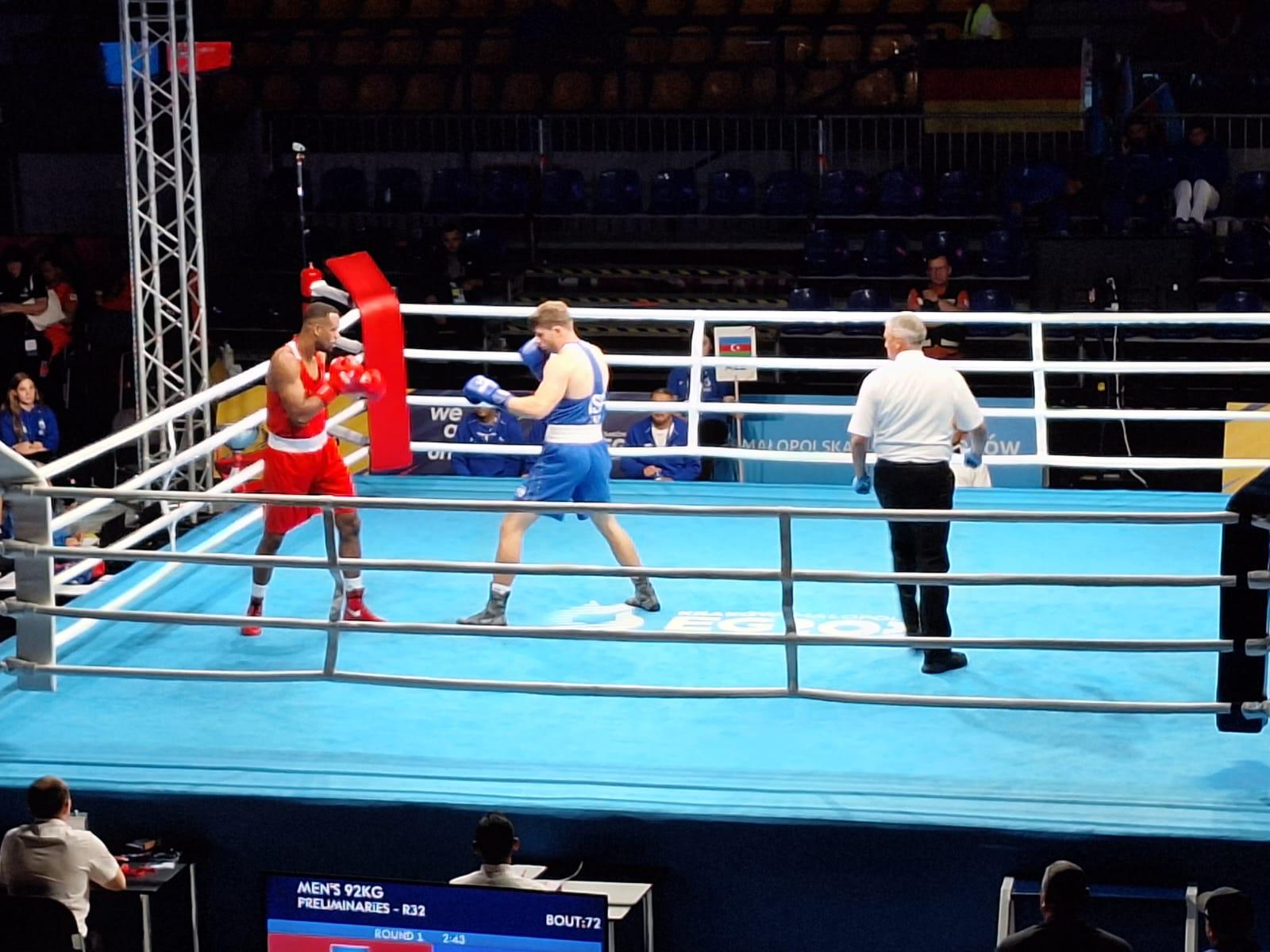 Малик зинад бокс. Боксёры. Боксёр. Boxer игра. Малик Зинад боксер.