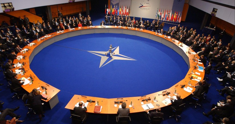 NATO Kosovo ilə bağlı vəziyyətə müdaxilə etməyə hazırdır