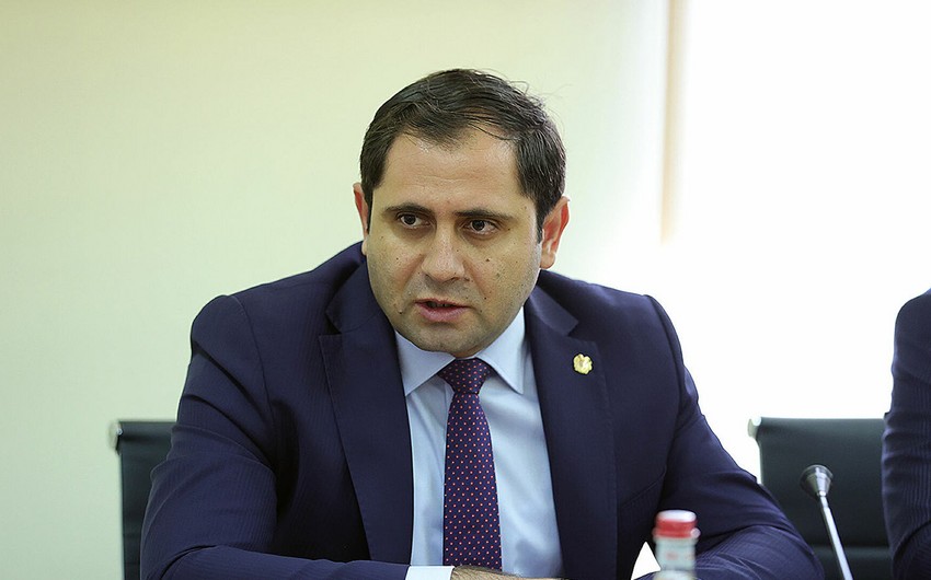 Defense minister replaced in Armenia