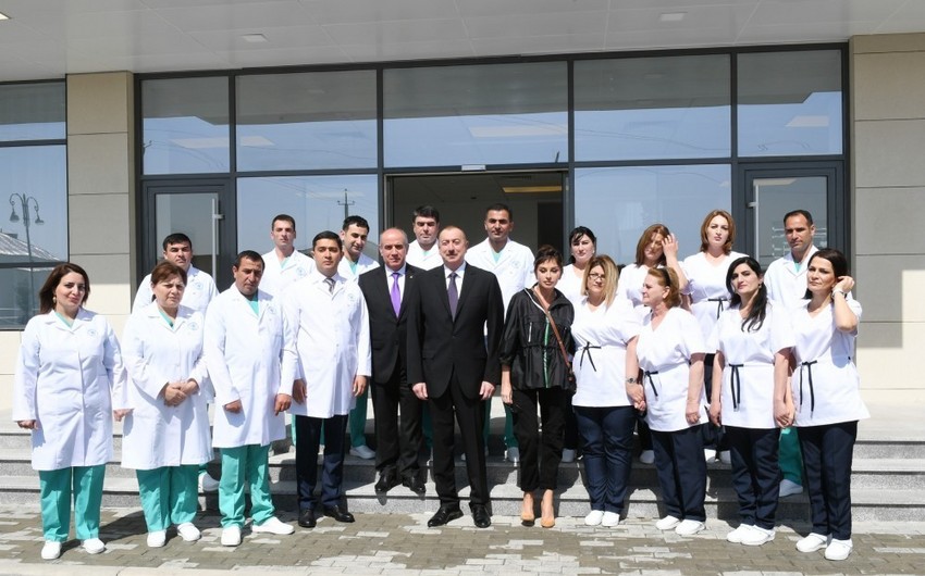 Президент Ильхам Алиев принял участие в открытии Гобустанской центральной районной больницы