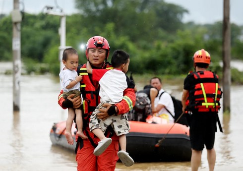 В китайской провинции Хунань 30 человек погибли по причине тайфуна