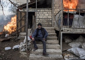 Незаконные жители Лачина жгут дома азербайджанцев