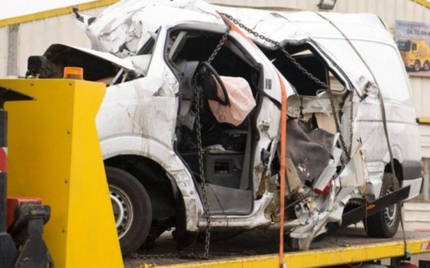 France minibus crash in Allier kills 12 from Portugal