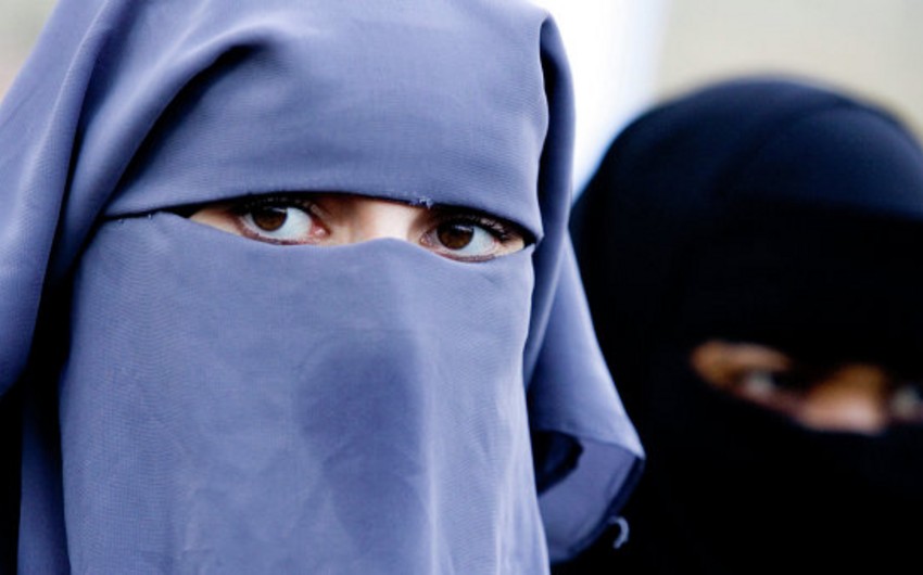 В двух болгарских городах запретили ношение никаба в общественных местах